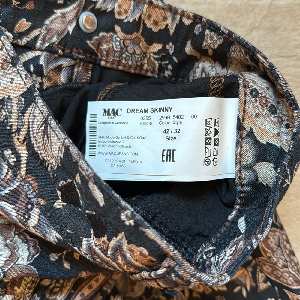 Mac Dream Skinny Floral and Paisley Black and Brown Women's Jeans - Picture 4 of 4
